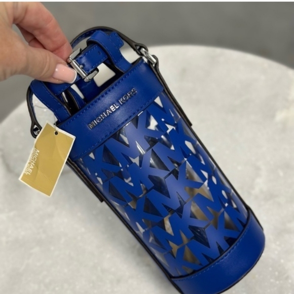 MICHAEL Michael Kors Handbags - MICHAELMICHAEL KORS GIFTABLES 35T2SGFN5P ELECTRC BLUE BOTTLE HOLDER